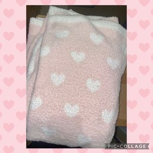 Barefoot Dreams Hearts Blanket 💖